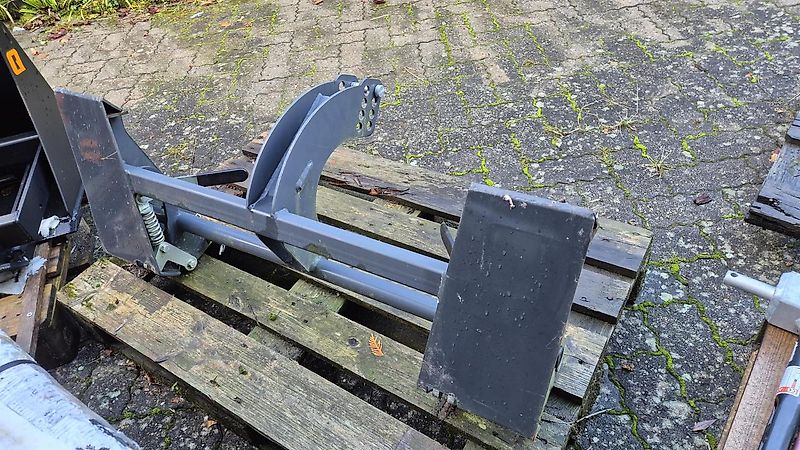 Stoll Dreipunktadapter Skidsteer