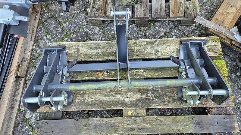 Stoll Dreipunktadapter Skidsteer