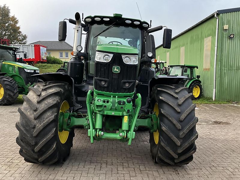 John Deere 6230R