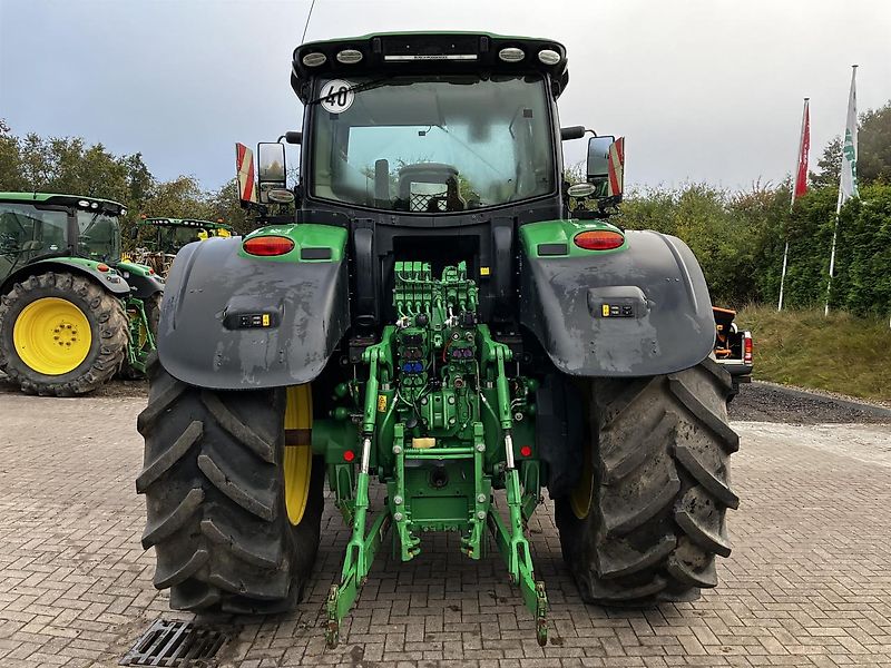 John Deere 6230R