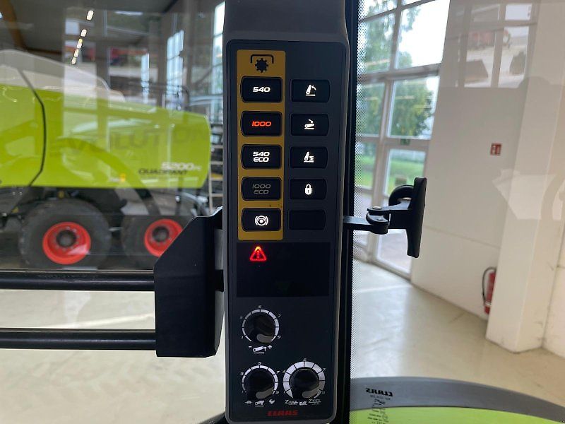 Claas Arion 460 CIS