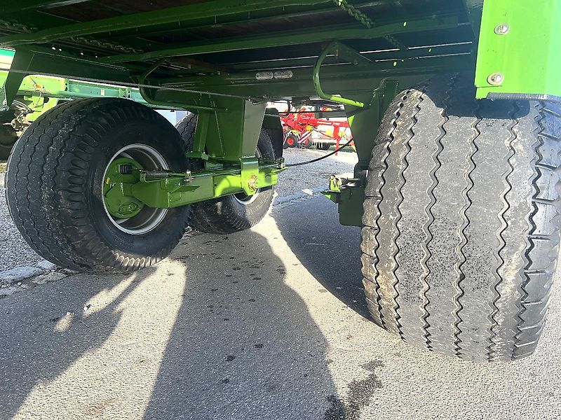 Krone Titan 6/48 GL All In im guten Zustand - mit zusätzlichen Tasträdern hinter der Pick-Up