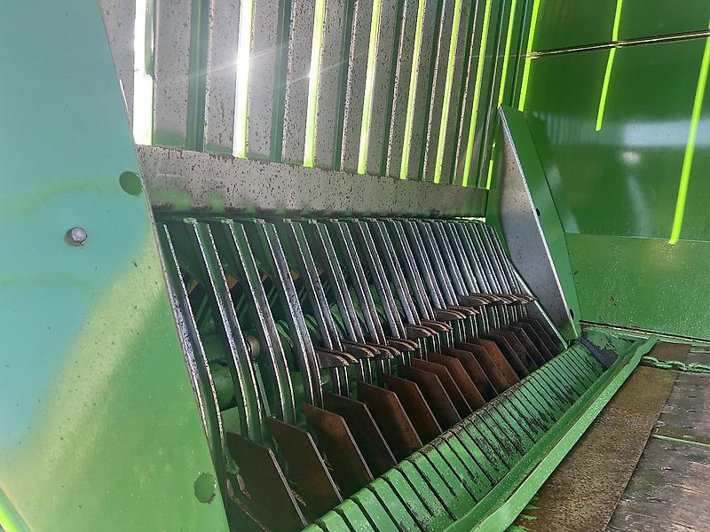 Krone Titan 6/48 GL All In im guten Zustand - mit zusätzlichen Tasträdern hinter der Pick-Up