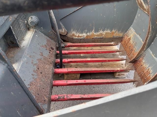 Bressel und Lade Silageschneidzange