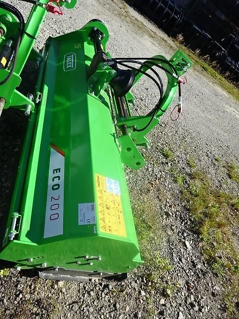 TALEX Schlegelmulcher Talex- Eco- NEU-2 -Meter mit Hydraulischer Seitenverschiebung- auch möglich in verschiedenen Breiten - auch in 1 Meter- 1,35 Meter -1,5 Meter - 1,8 Meter - 2 Meter - 2,2 Meter