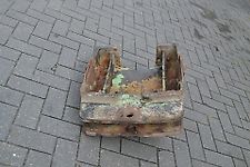 Vorderachsbock für Deutz Allrad 5006,5506,5206,4006,4506