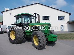 John Deere 4250