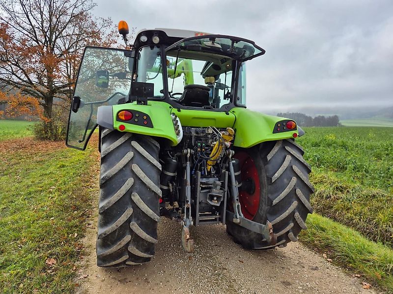 Claas ARION 460 CIS mit Frontlader
