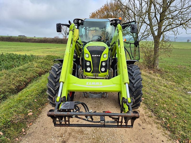 Claas ARION 460 CIS mit Frontlader