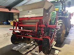 Grimme FA / FDS, Front Mounted Fertiliser Aplicator