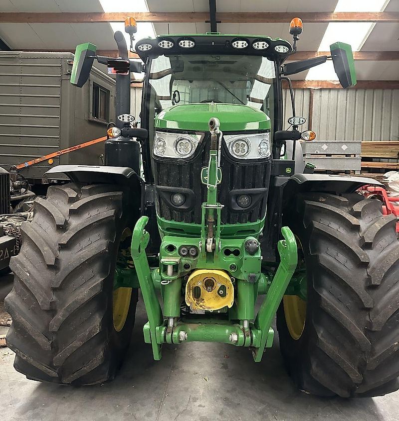 John Deere 6R185