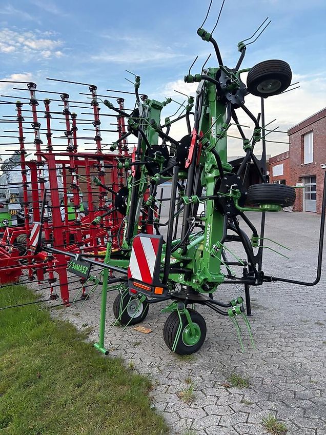 SaMASZ P8-890 8 Kreisel Heuwender Zetter Kehrer Kreiselheuer