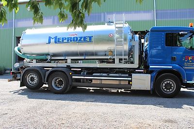 Meprozet Multilift Hakenlift-Güllefass 14000l Agritechnica
