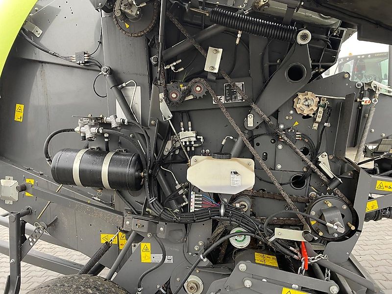 Claas Variant 480 RC PRO