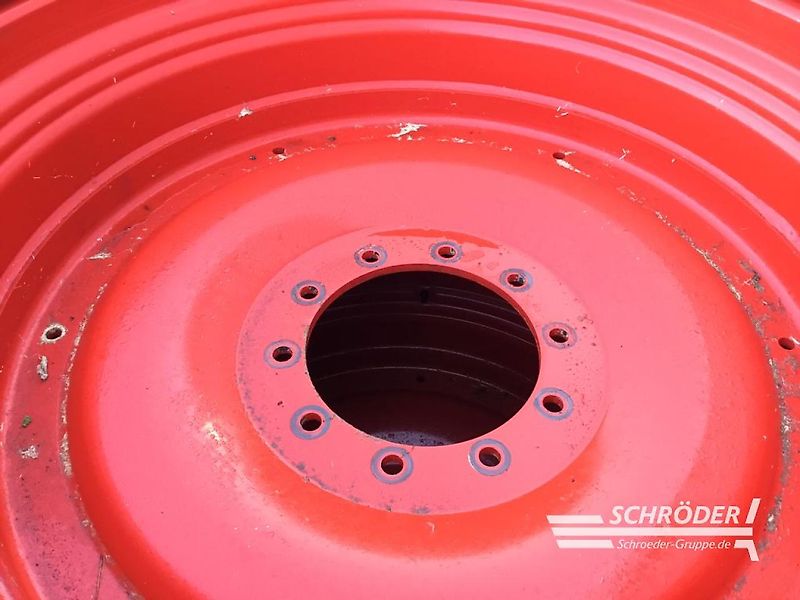 Fendt KOMPLETTRÄDER 650/65 R42 | 600/65 R28