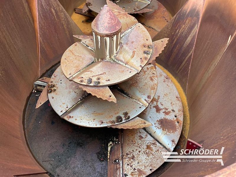 Strautmann VERTI MIX 2401 DOUBLE