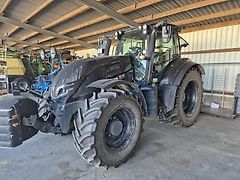 Valtra T235A