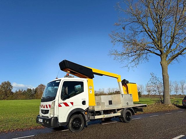 Renault Maxity ET 30 LE