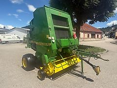 John Deere 590