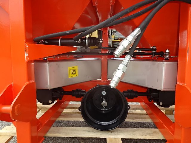 Grass- Rol- Salzstreuer - NEU-  600 oder 1000 Liter  - Doppelscheibenstreuer -  Verzinkt- und Lackiert NEUE- N0 56/ 3- Salzstreuer - 600 und Liter 1000 möglich