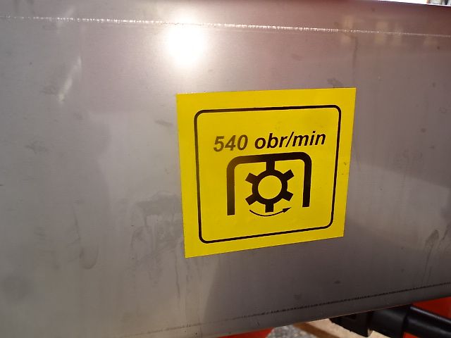 Grass- Rol- Salzstreuer - NEU-  600 oder 1000 Liter  - Doppelscheibenstreuer -  Verzinkt- und Lackiert NEUE- N0 56/ 3- Salzstreuer - 600 und Liter 1000 möglich