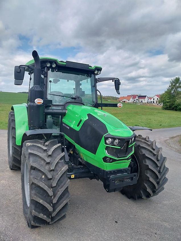 Deutz Fahr Traktor 5115 / Frontlader