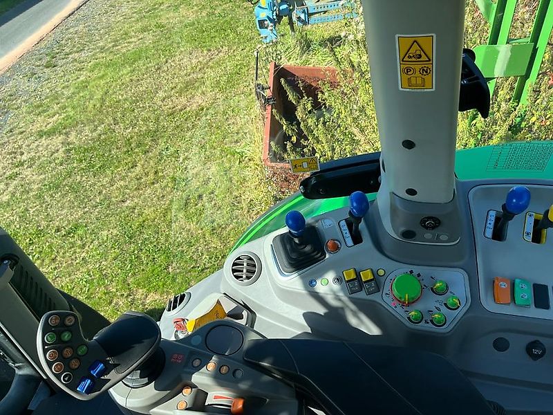 Deutz Fahr 6145.4 RC Shift Traktor