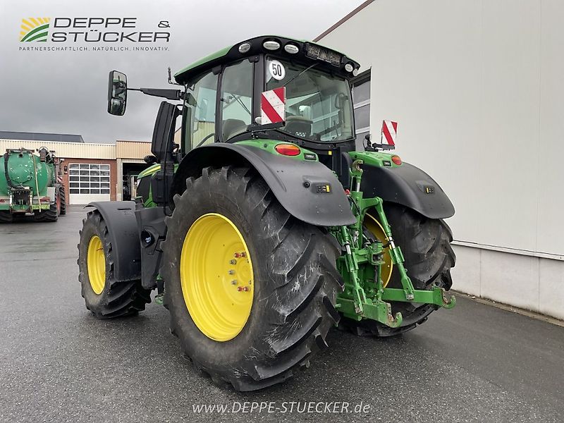 John Deere 6230R