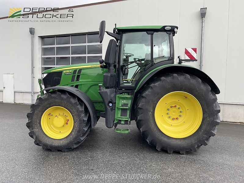 John Deere 6230R