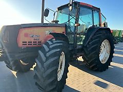 Valtra 8400