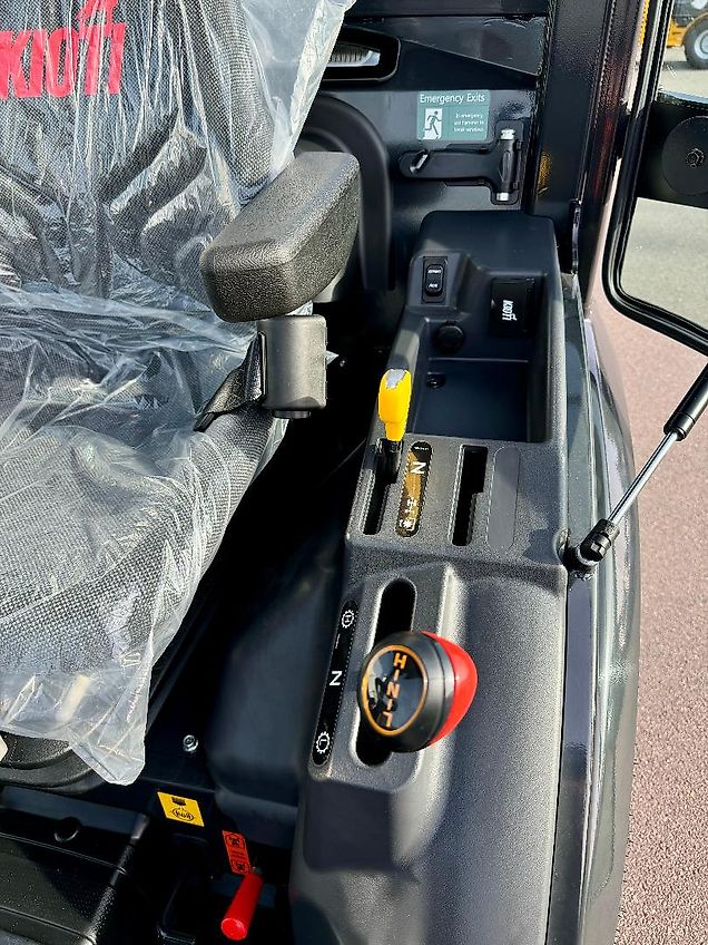 Kioti CX2510CH - 7 Jahre oder 5000 Bh Garantie !!!