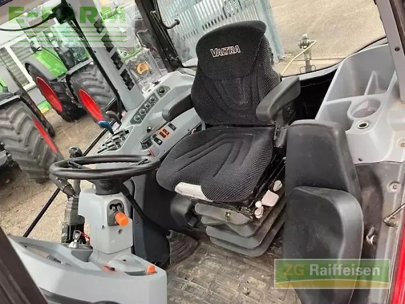 Valtra a104 mit frontlader