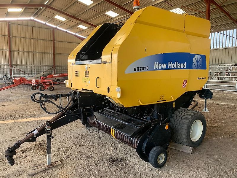 New Holland 7070 Superfeed II