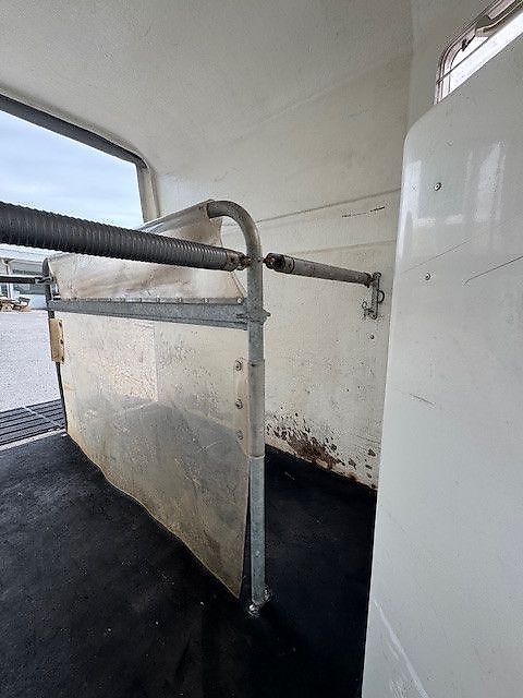 Böckmann Classic 2 Pferdeanhänger Vollpoly 2t.