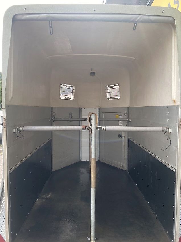 Böckmann DUO mit Kutschenanhänger 2,7t