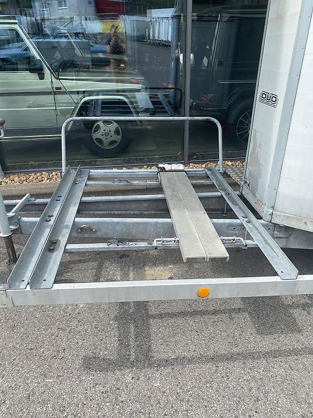 Böckmann DUO mit Kutschenanhänger 2,7t