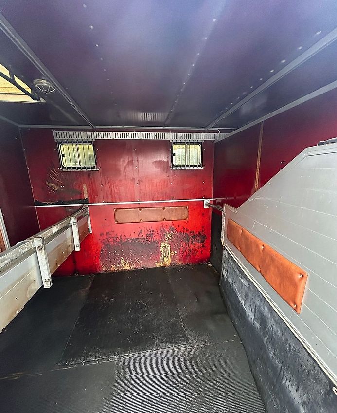 MAN VW 8.153 3 Pferdetransporter Wohnabteil 7,5t.