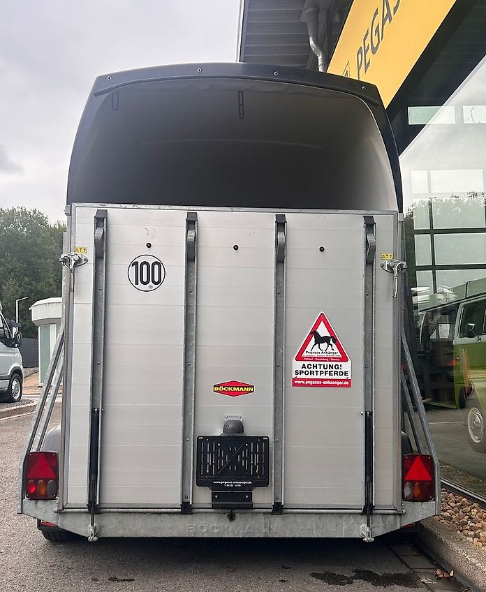 Böckmann Champion Esprit silver black Pferdeanhänger 2,0t