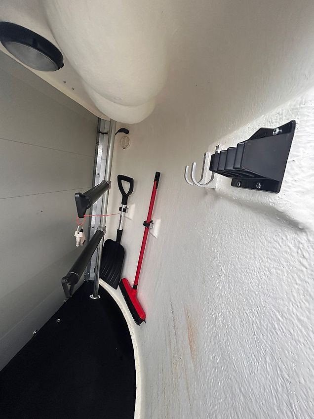 Böckmann Champion Esprit silver black Pferdeanhänger 2,0t