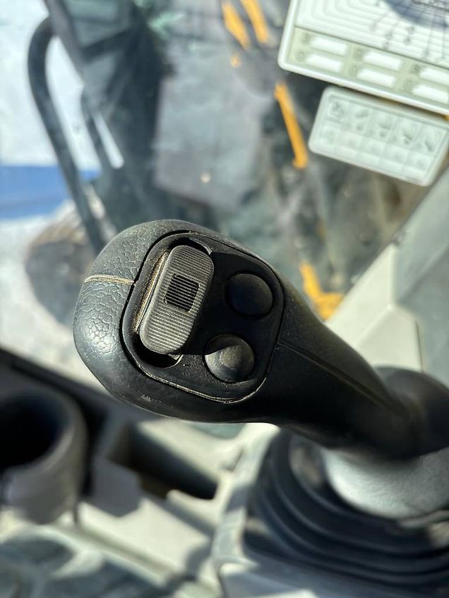 Caterpillar 325 FL CR