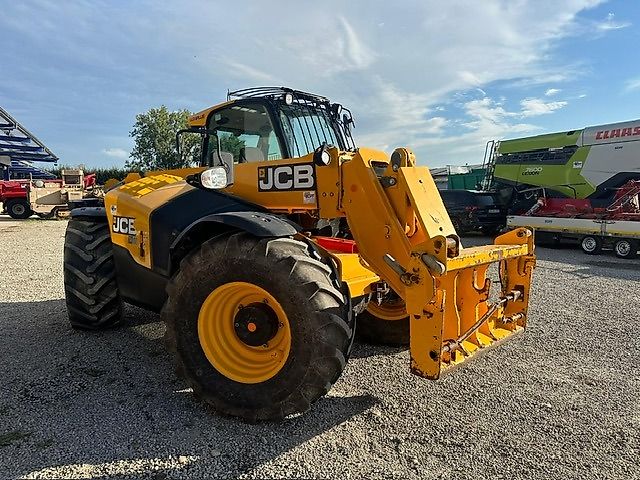 JCB 541-70 Agri Plus