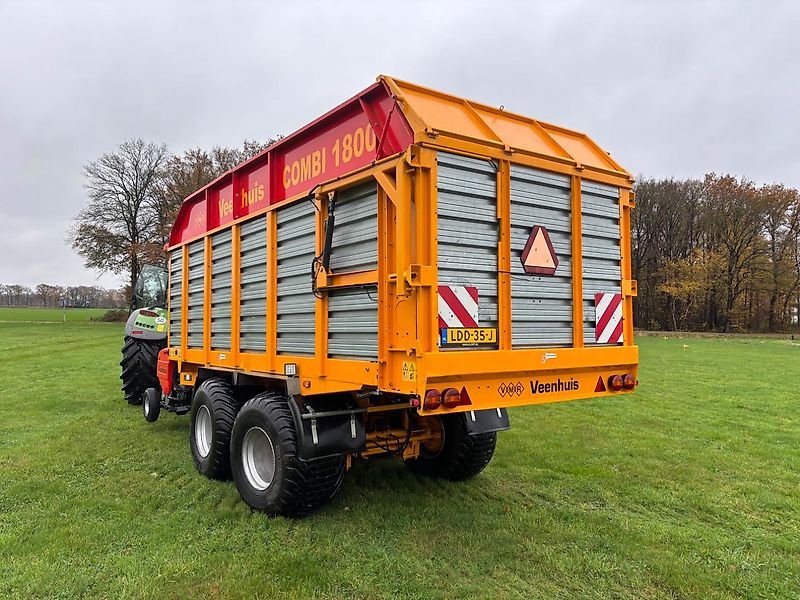 Veenhuis Combi 1800 opraapwagen