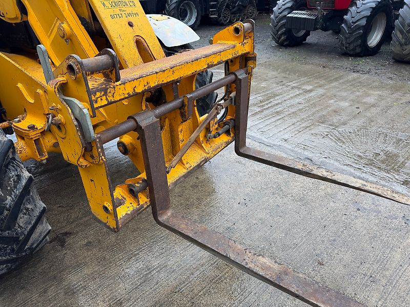 JCB 535-60 Farm Special Super