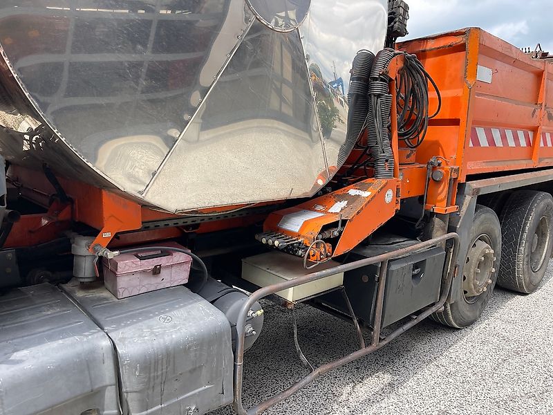 Renault 340 Secmair 5000 liter Bitumen Sprayer