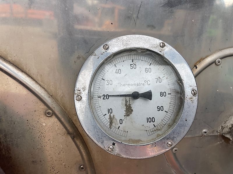 Renault 340 Secmair 5000 liter Bitumen Sprayer