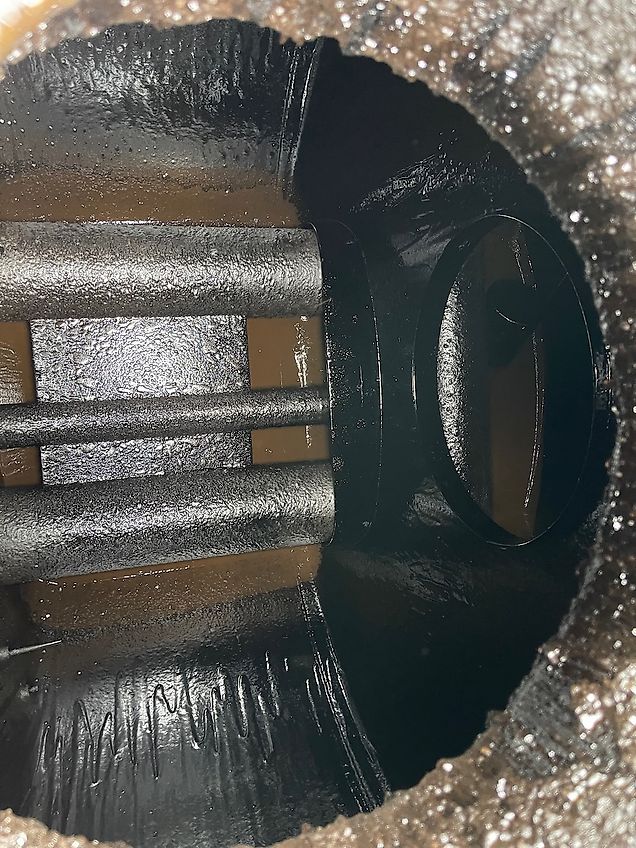 Renault 340 Secmair 5000 liter Bitumen Sprayer