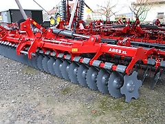 Unia Ares XLH 6 Kurzscheibenegge Rohrstabwalze