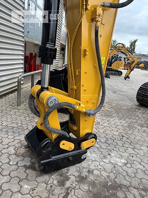 Caterpillar 352FL