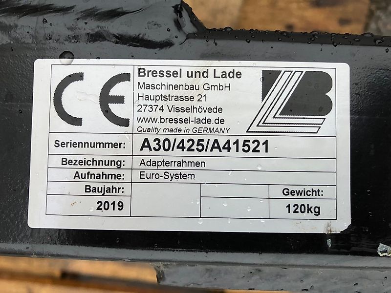 Bressel und Lade Adapterrahmen EURO auf WEIDEMANN