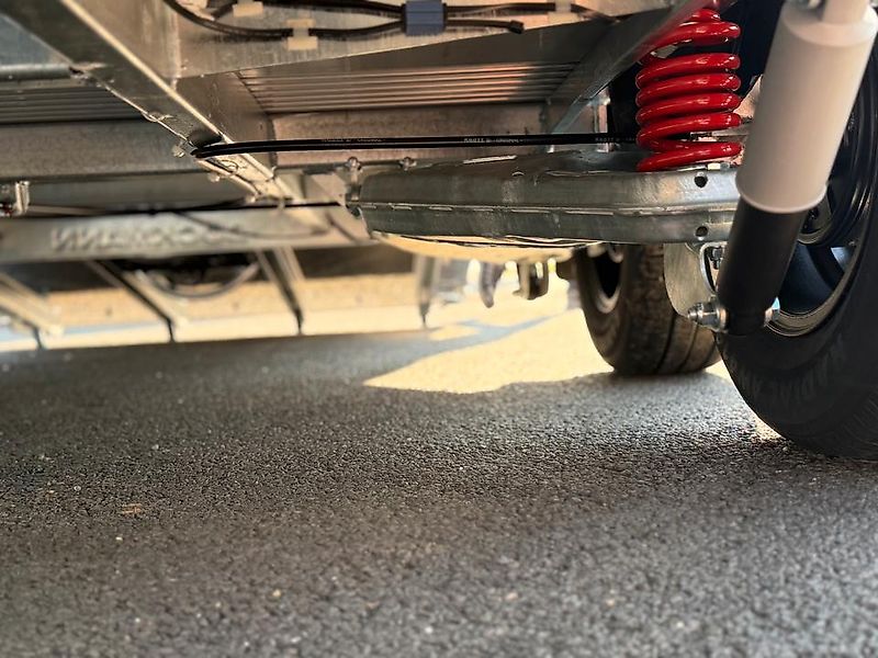 Böckmann Pferdeanhänger Master WCF grau ALU-Felgen 2,4 t Anhänger